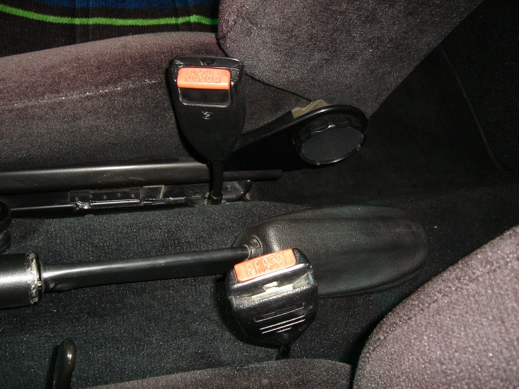 <<
