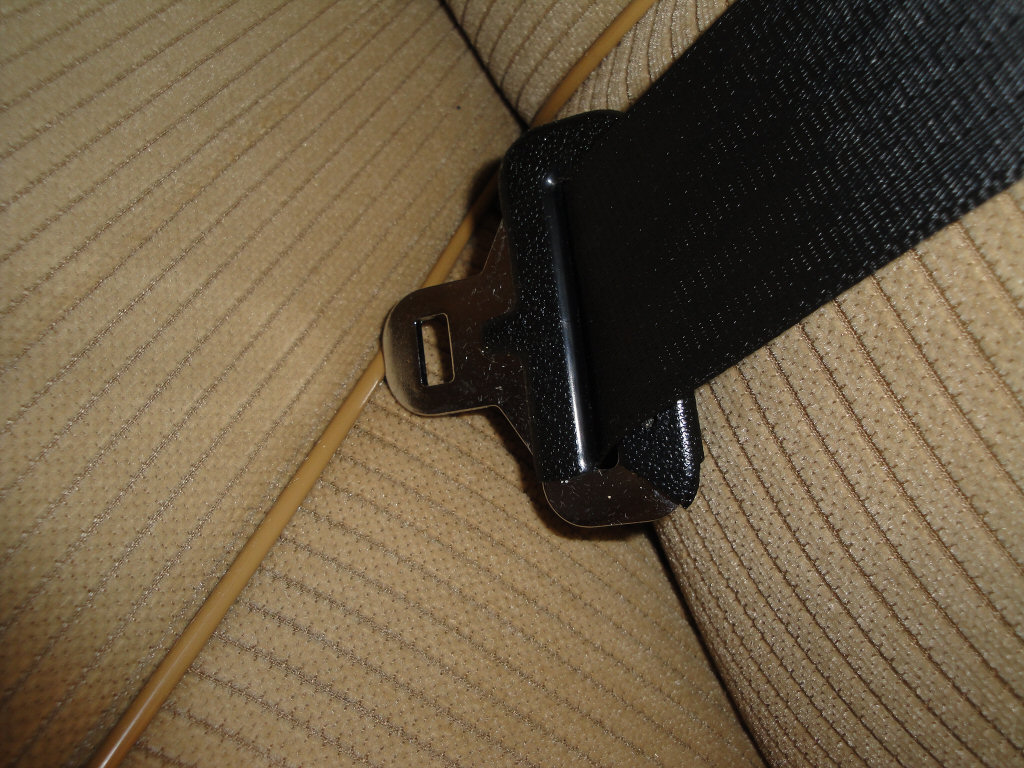 <<