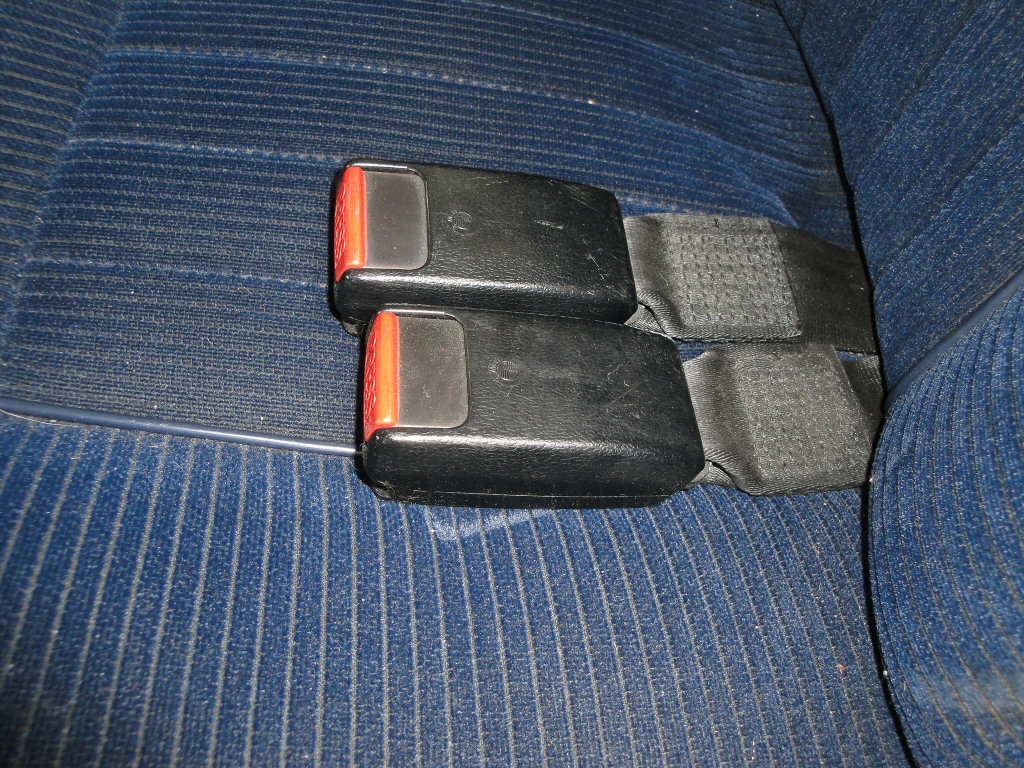 <<