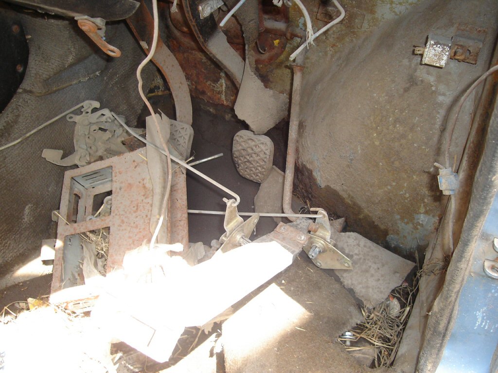 <<